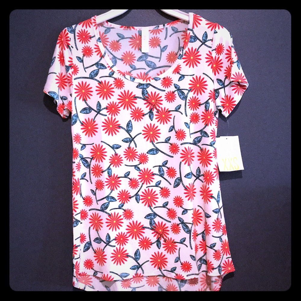NWT LuLaRoe Classic T size xxs